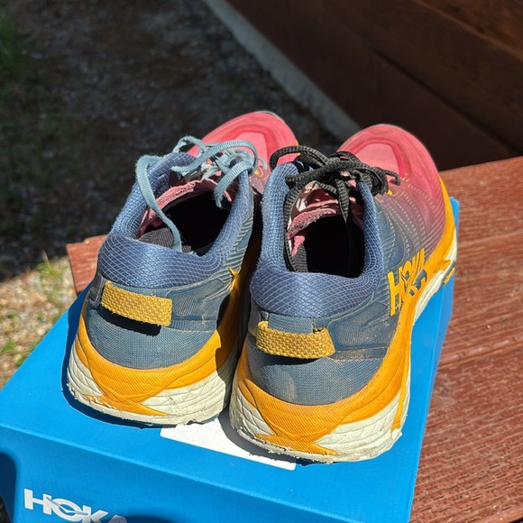 Hoka Women’s Mafate Speed 3 Trail Running Shoe Moroccan Blue and Saffron - Picture 4 of 8